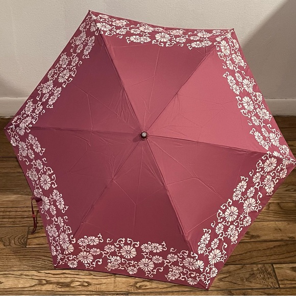 Accessories - NWT Japan 35" Small/Petite Folding Umbrella - Compact 12" Travel Size
